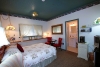 669125_038_GuestSuite2.jpg